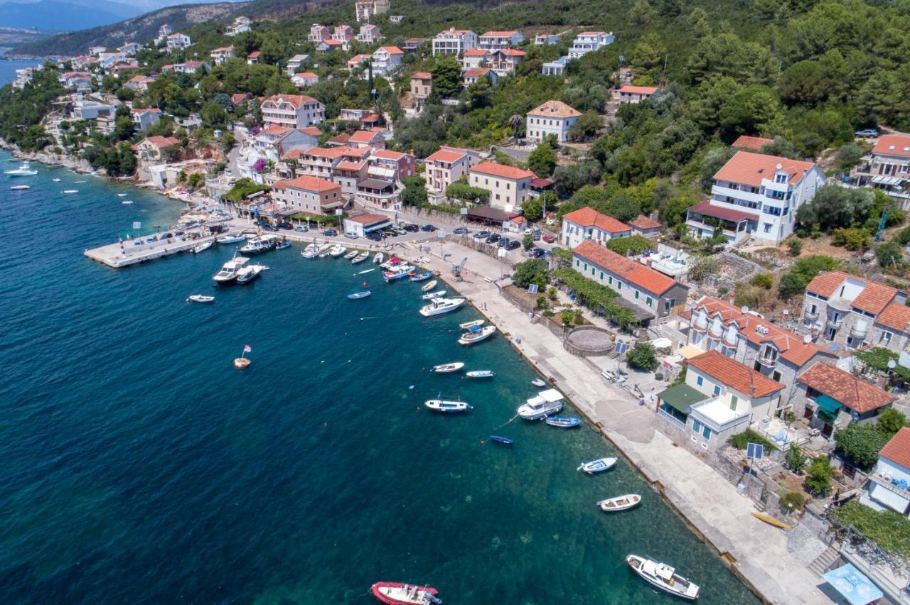 Apartments Vesna Tivat Buitenkant foto