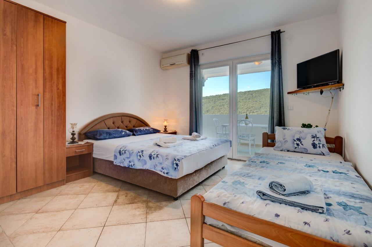 Apartments Vesna Tivat Buitenkant foto
