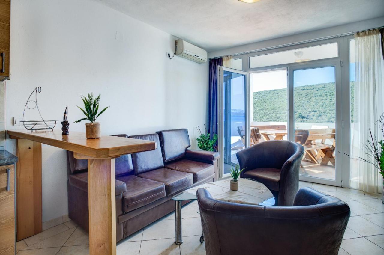 Apartments Vesna Tivat Buitenkant foto
