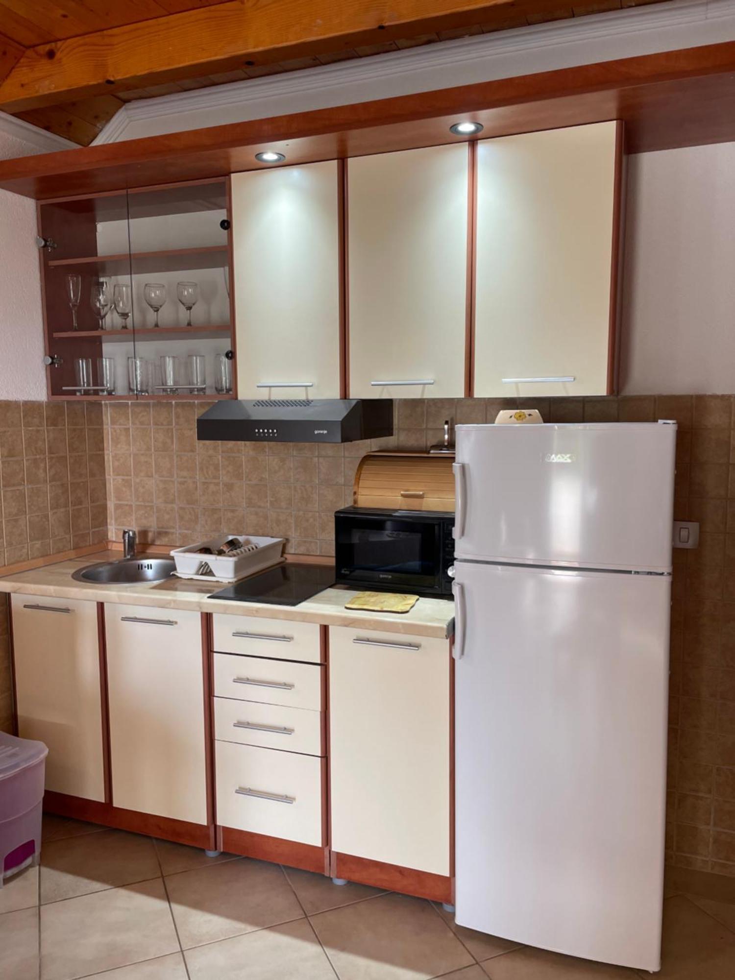 Apartments Vesna Tivat Buitenkant foto